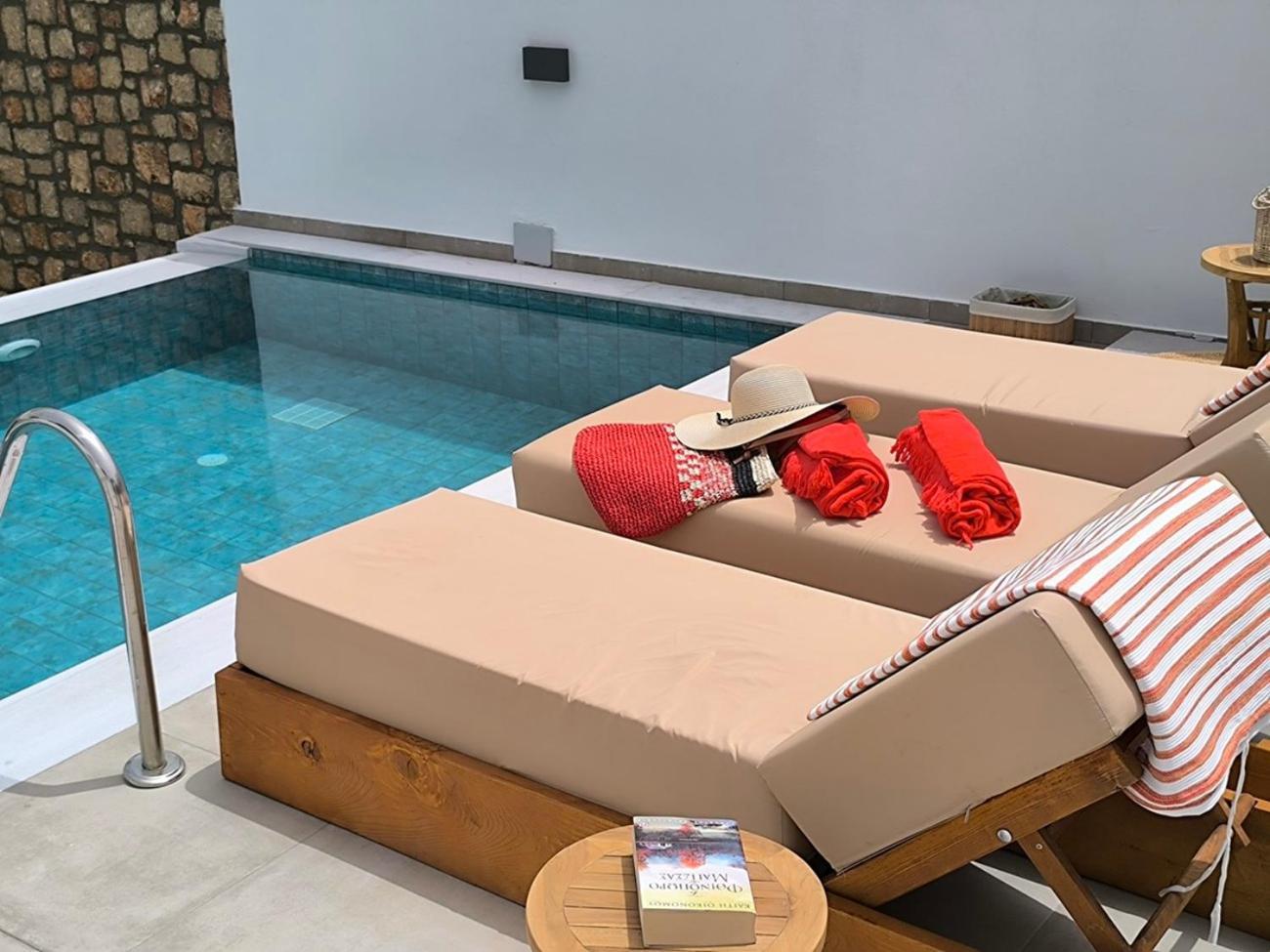 Valantina'S & Mannouel Lardos Luxury Villas Bagian luar foto