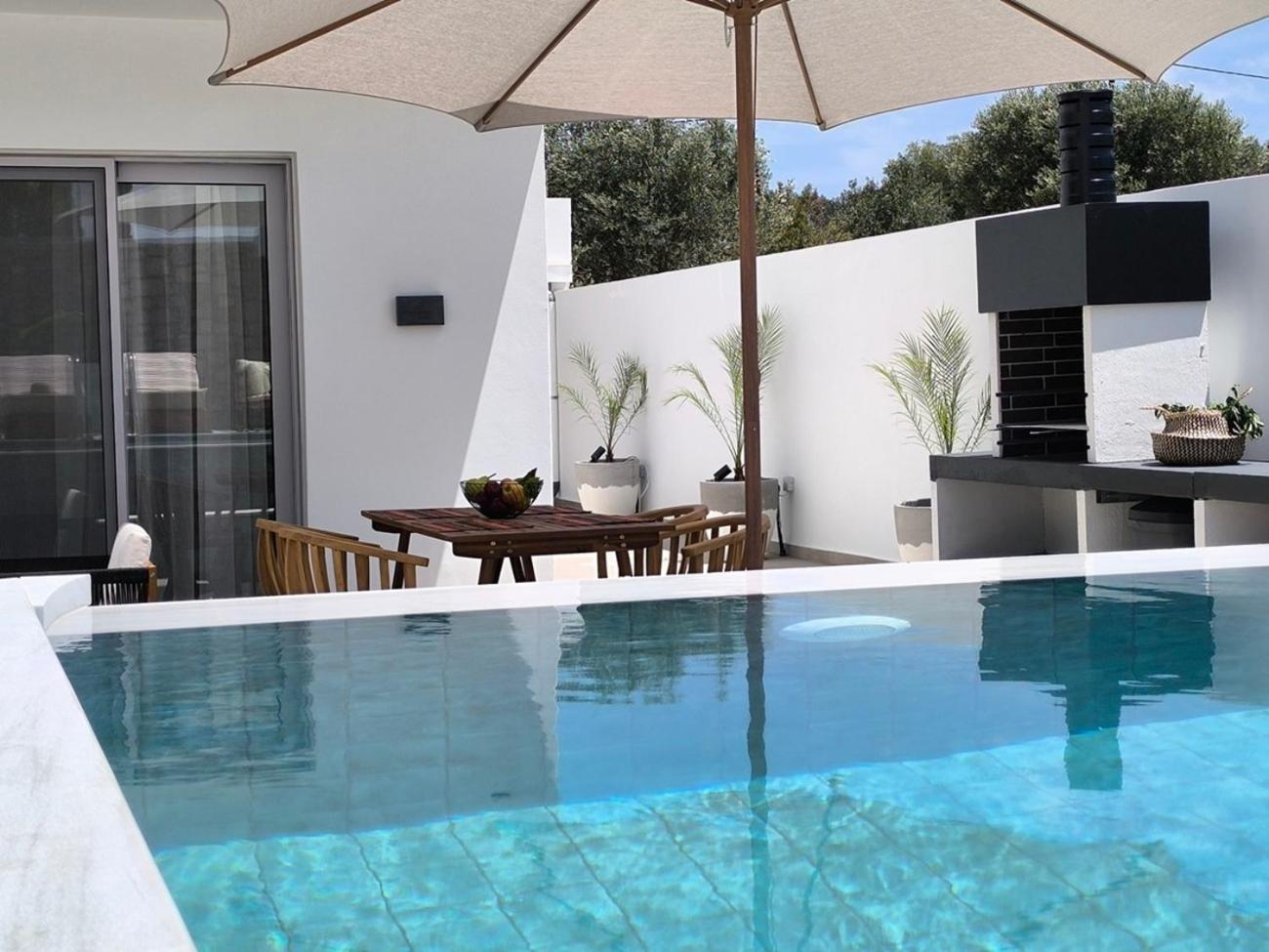 Valantina'S & Mannouel Lardos Luxury Villas Bagian luar foto