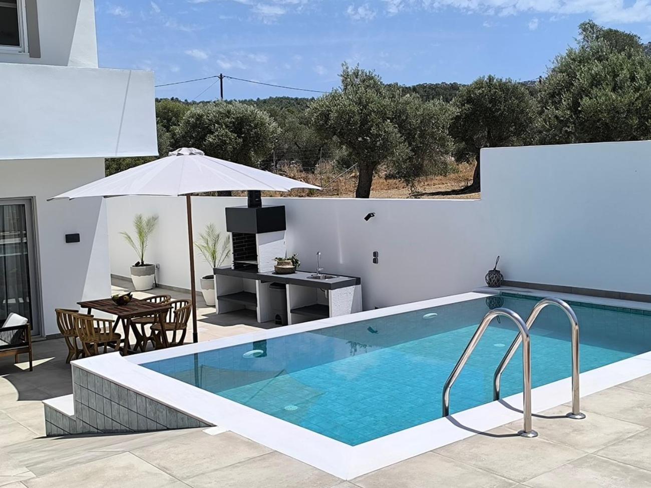 Valantina'S & Mannouel Lardos Luxury Villas Bagian luar foto